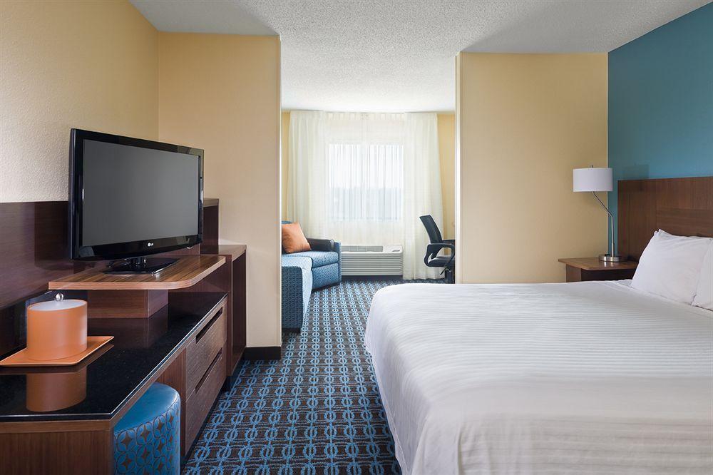 Fairfield Inn & Suites Mansfield Ontario Екстер'єр фото