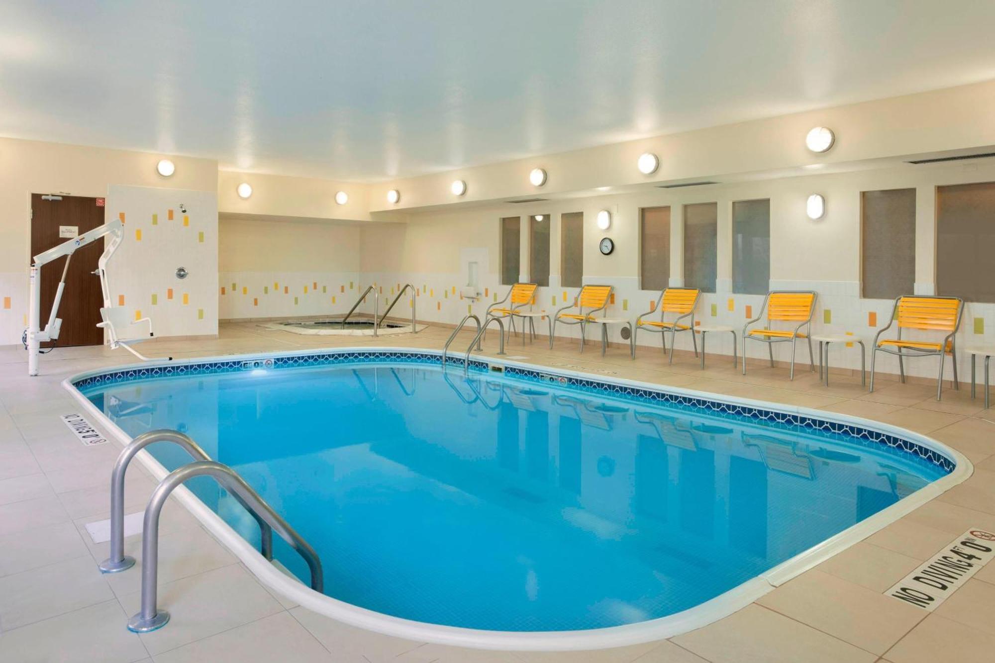 Fairfield Inn & Suites Mansfield Ontario Екстер'єр фото