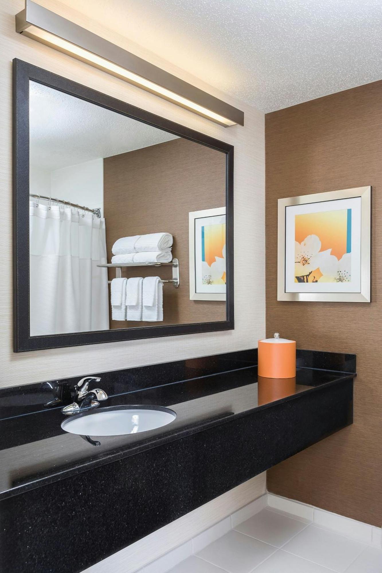 Fairfield Inn & Suites Mansfield Ontario Екстер'єр фото