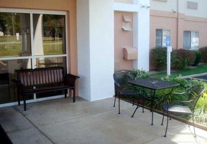 Fairfield Inn & Suites Mansfield Ontario Ресторан фото